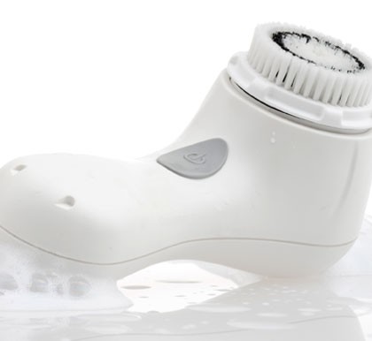 The Clarisonic MIA, the earliest version of Clarisonic's ultrasonic cleansing system, goes at SGD180 per device.