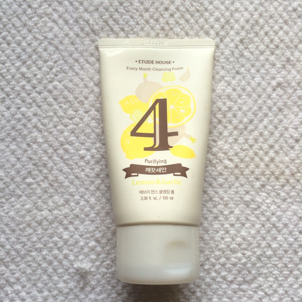 Etude House Every Month Cleansing Foam Lemon Garlic