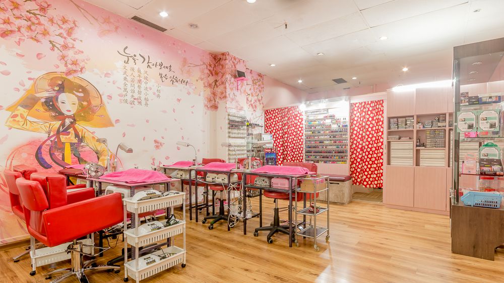 Here's your ultimate guide to the best beauty salons at Far East Plaza Daily Vanity
