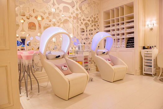 hello kitty beauty spa c daily vanity