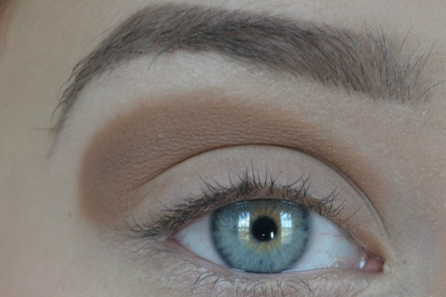 how to apply eyeshadow 9