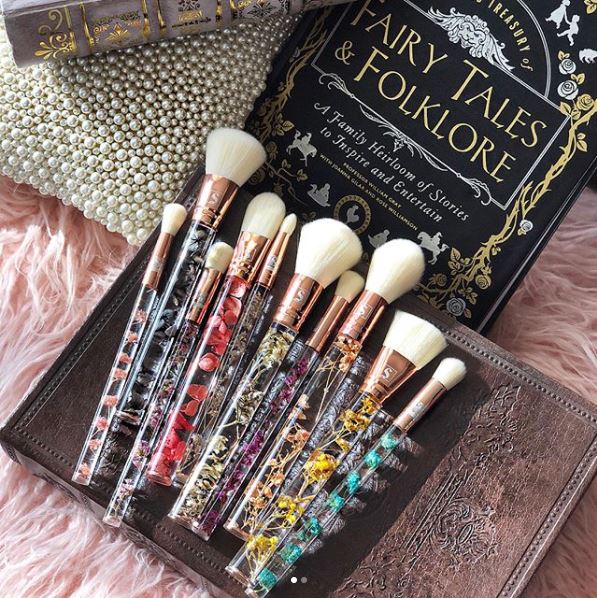 Makeup Brushes Real Flowers 3