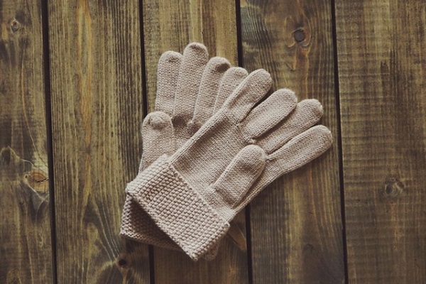 Cream colour gloves sleep