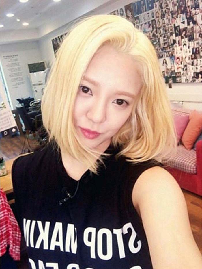 Korean Celebrities With Short Hair Kim Hyoyeon