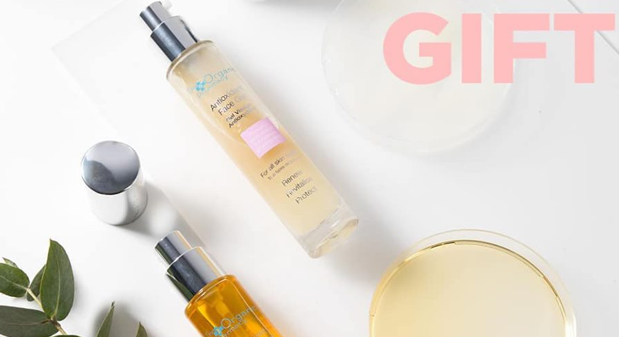 Spend SGD200 and get a complimentary set of The Organic Pharmacy’s Antioxidant Face series!