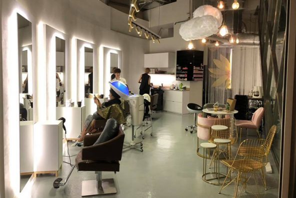 16 Best Hair Salons for C-Curl Perms and More