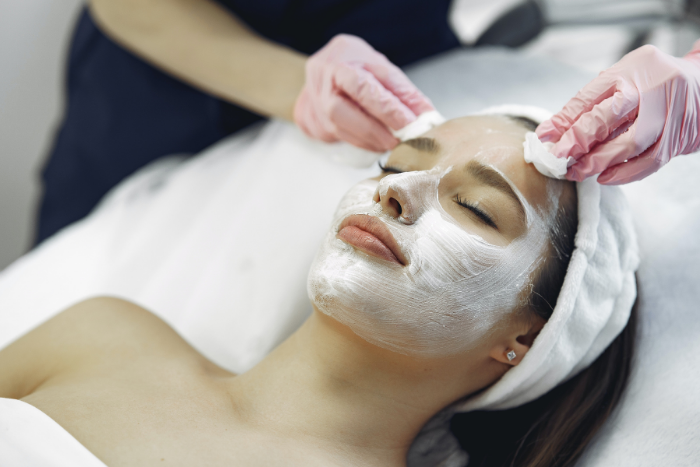 Best Maskne Facial Singapore Via Beauty