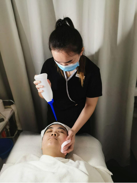 Best Extraction Facial June Skincare Water Spray Step
