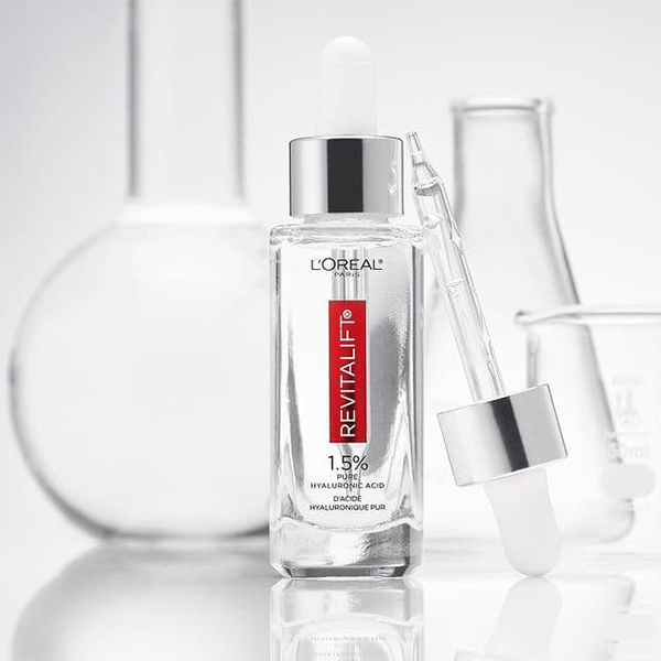 L’oréal Revitalift 1.5% Hyaluronic Acid Serum Bottle