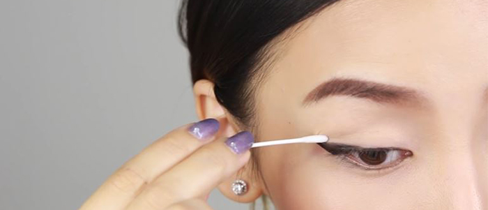 how-to-draw-eyeliner-cotton-swabr