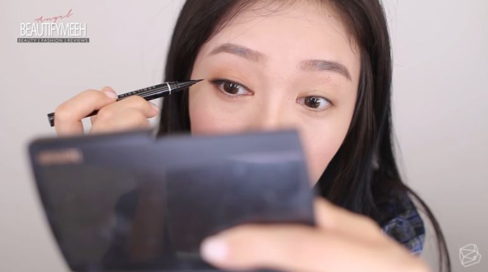 how-to-apply-eyeliner-go-over-with-liquid-eyeliner