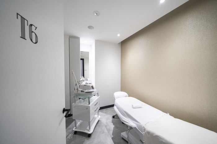 ids aesthetics treatment room