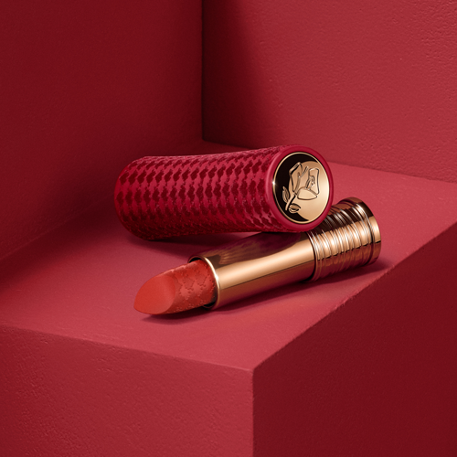 lan_dmi_makl_absolu-rouge-drama-matte_vday_2024_196_solo-02_1x1_HD