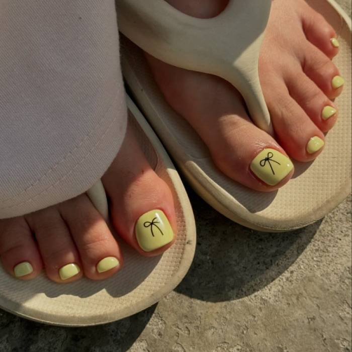 Pedicure Butter Ribbon