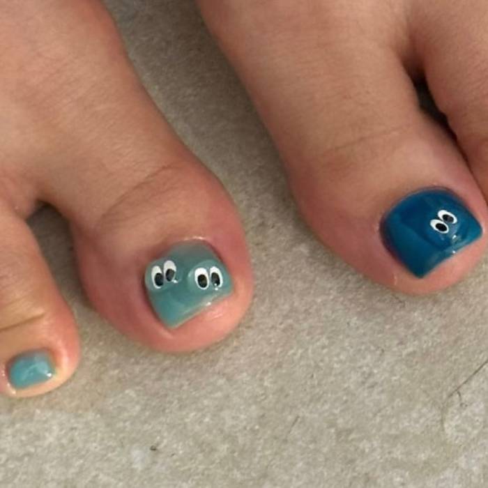 Pedicure Googly Eyes