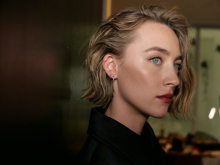 western hair trends 2025 Textured Bob saoirse ronan