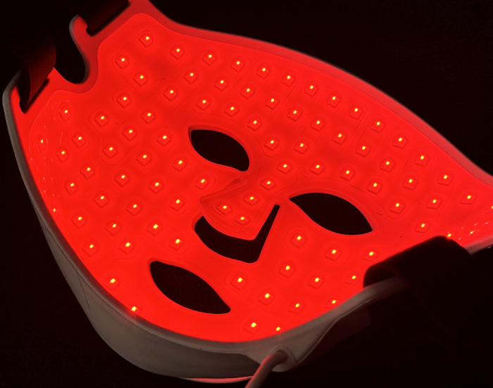 CurrentBody LED Light Therapy Face Mask Series 2 bulbs