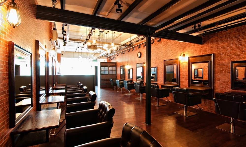 Hair salons kl - 76STYLE Mont Kiara outlet