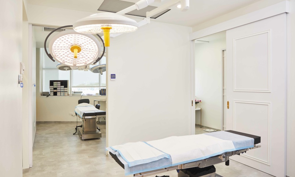 breast augmentation - polaris treatment room