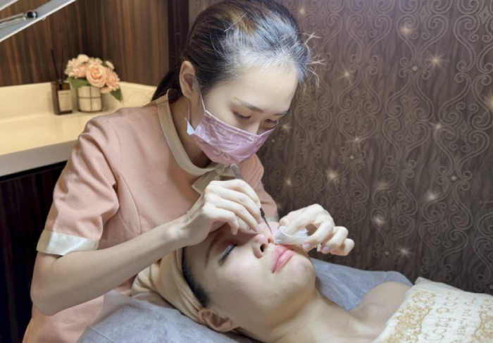 My Cozy Room Facial Spa Ultimate Pore Extraction Facial