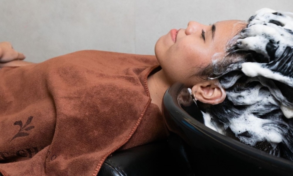 3 HairWash 1000px